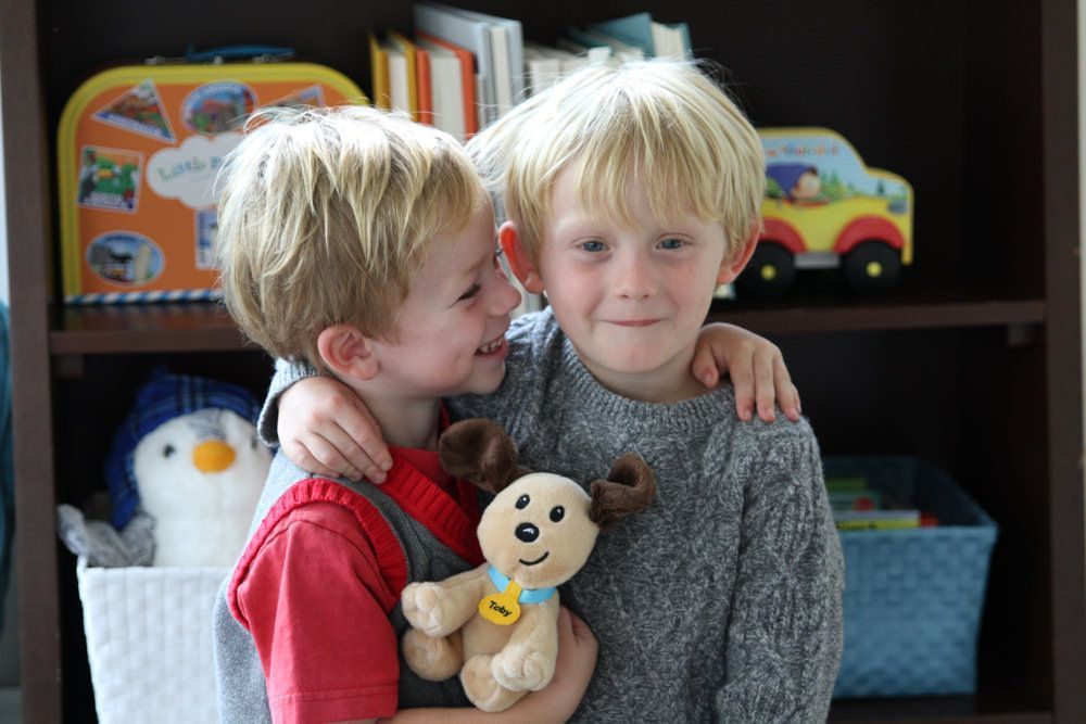 Small 6'' Toby Plush | Little Passports