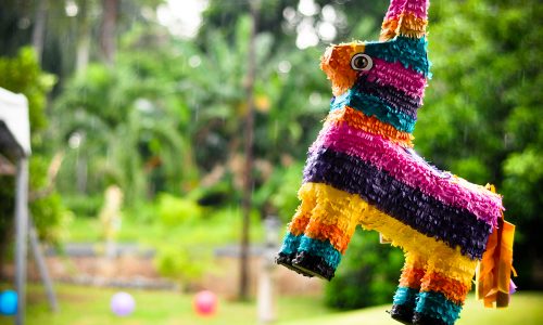 Learn how kids in Mexico celebrate their birthday with Little Passports
