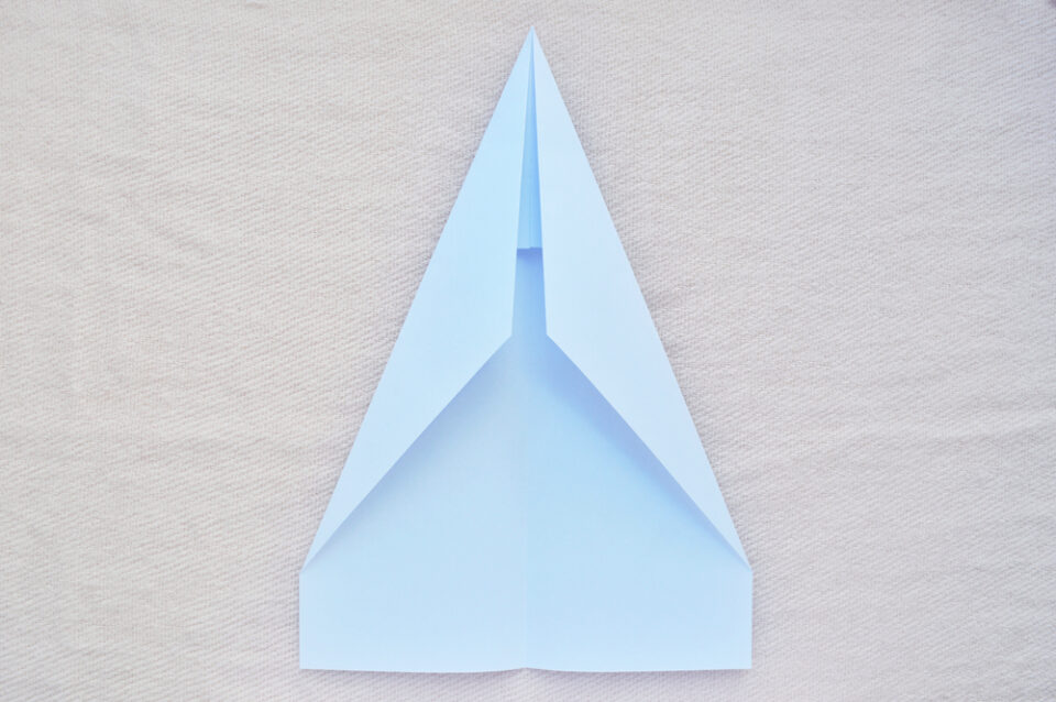 to make a easy paper airplane