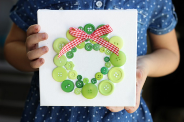 Evergreen button wreath